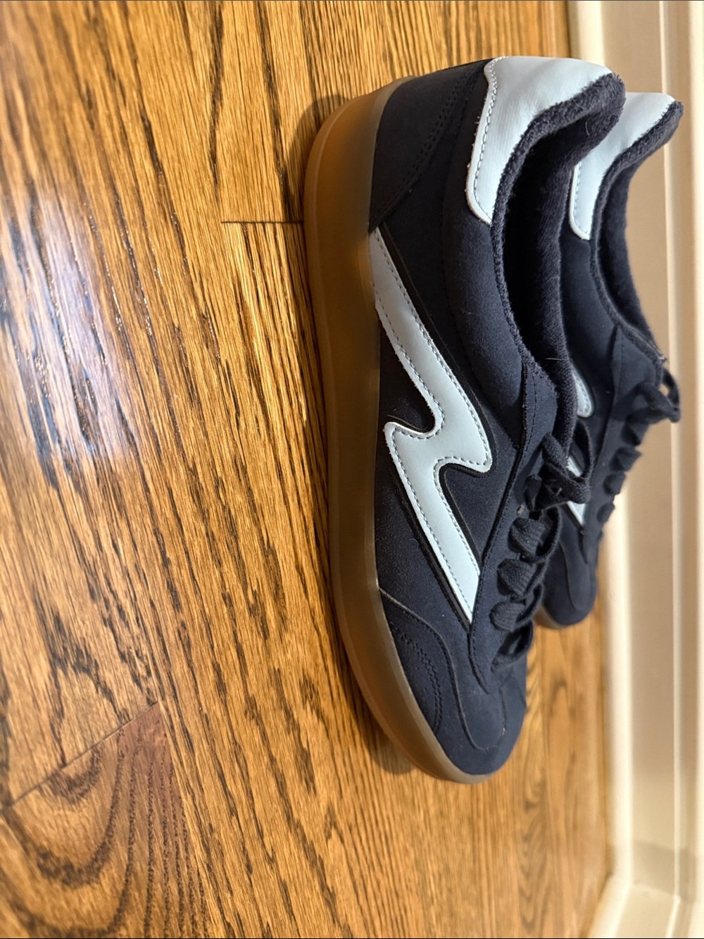 Madden Girl Black Sneakers with Light Gray Accent and Gum Sole